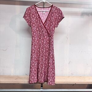 NYC red white design dress size xL in good conditin